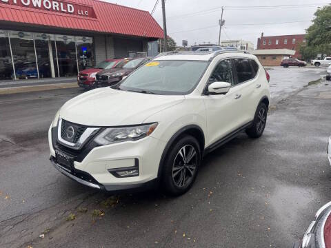 2017 Nissan Rogue SL AWD photo