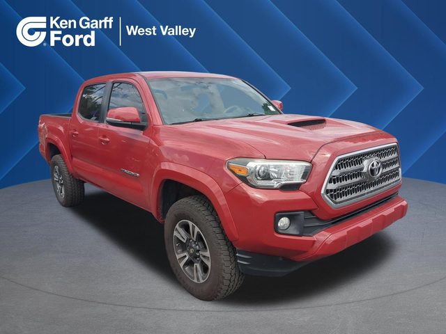 2017 Toyota Tacoma TRD Sport 4WD photo