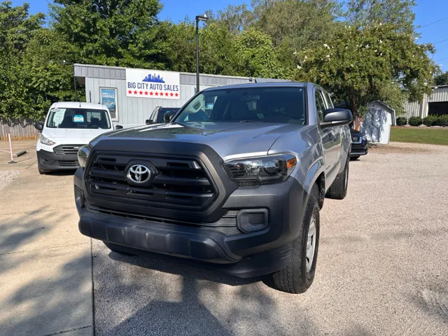 2017 Toyota Tacoma SR 4WD photo
