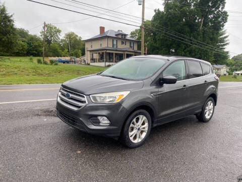 2017 Ford Escape SE FWD photo