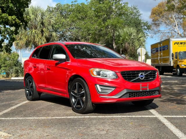 2015 Volvo XC60 T6 R-Design Premier Plus AWD photo