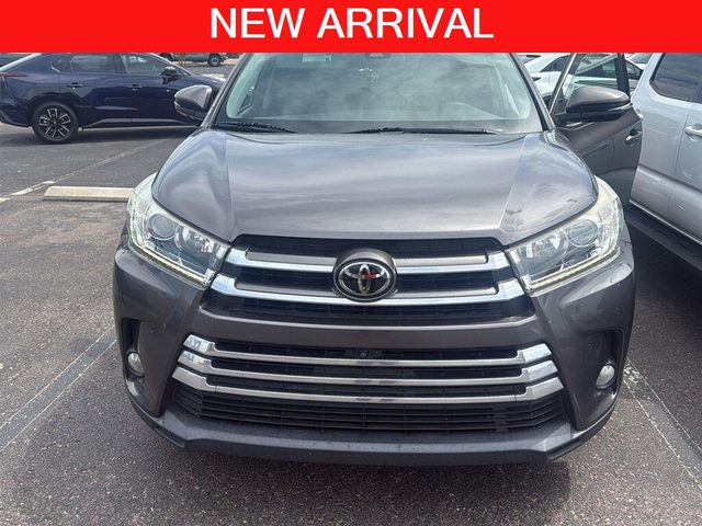 2017 Toyota Highlander Limited AWD photo