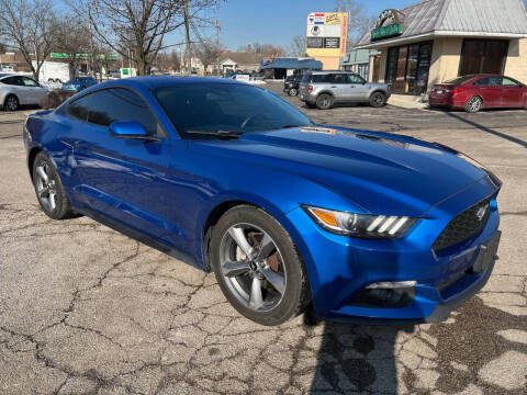 2017 Ford Mustang EcoBoost RWD photo