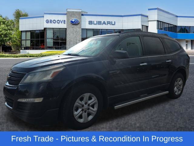 2017 Chevrolet Traverse LS FWD photo
