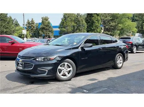 2017 Chevrolet Malibu LS FWD photo