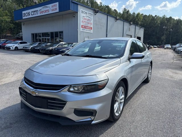 2017 Chevrolet Malibu LT FWD photo