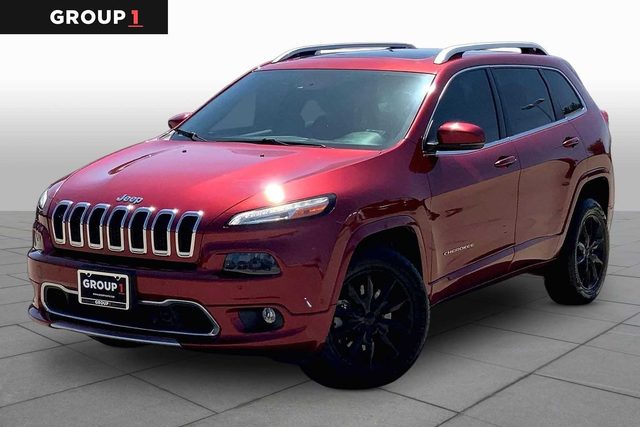 2017 Jeep Cherokee Overland 4WD photo