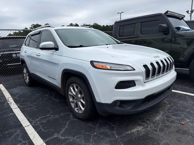 2017 Jeep Cherokee Latitude FWD photo