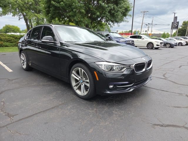 2017 BMW 3 Series 330i RWD photo