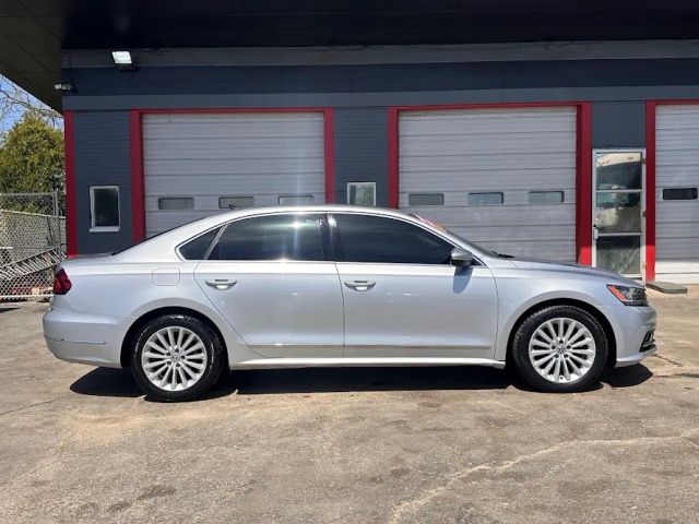 2017 Volkswagen Passat 1.8T SE FWD photo