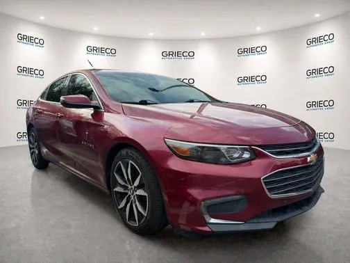 2017 Chevrolet Malibu LT FWD photo