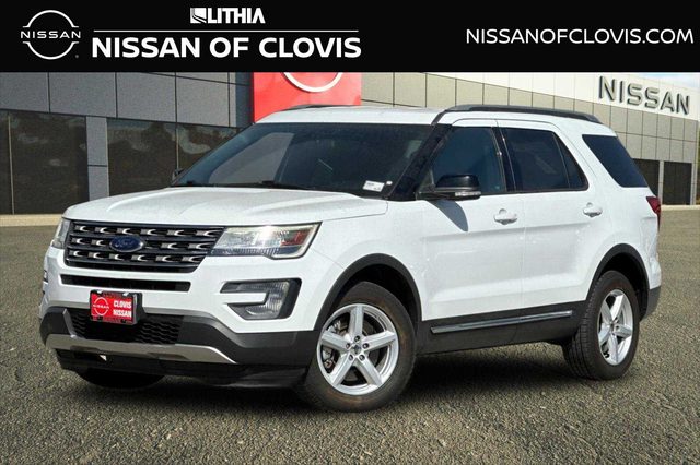 2017 Ford Explorer XLT 4WD photo