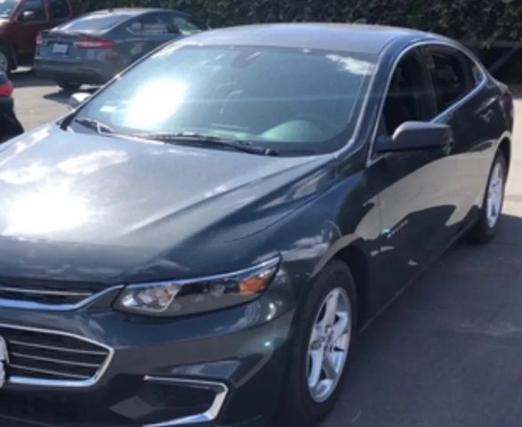 2017 Chevrolet Malibu LS FWD photo