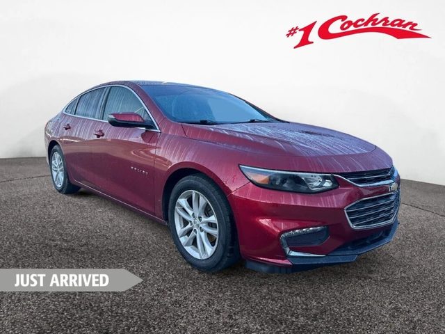 2017 Chevrolet Malibu LT FWD photo