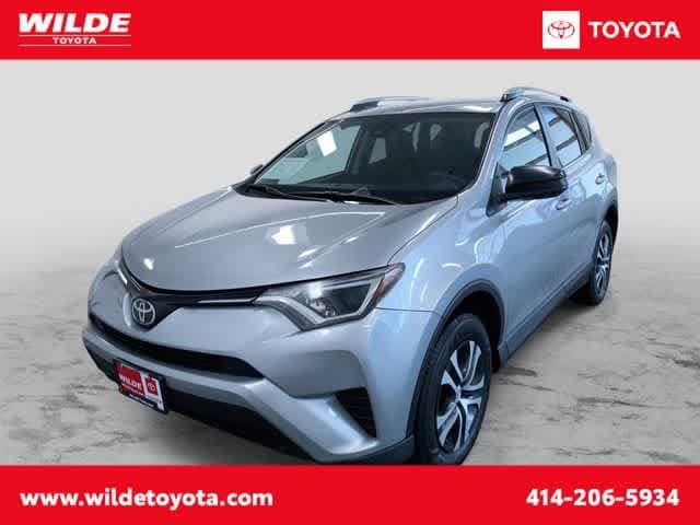 2017 Toyota RAV4 LE AWD photo