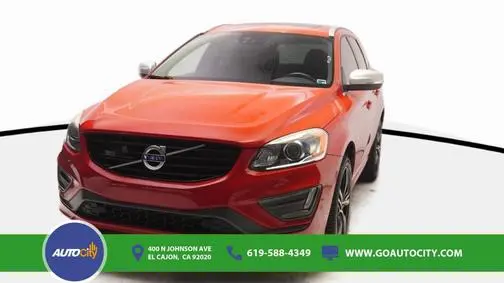 2017 Volvo XC60 R-Design AWD photo