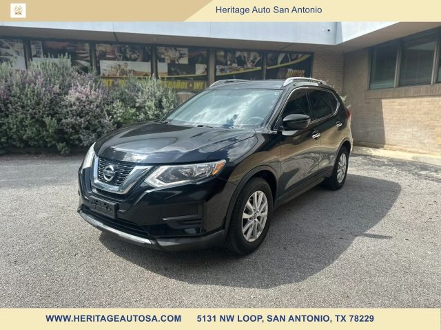 2017 Nissan Rogue SV FWD photo