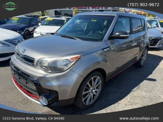 2017 Kia Soul ! FWD photo