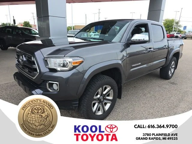 2017 Toyota Tacoma Limited 4WD photo
