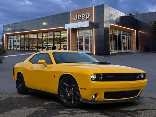 2017 Dodge Challenger 392 Hemi Scat Pack Shaker RWD photo