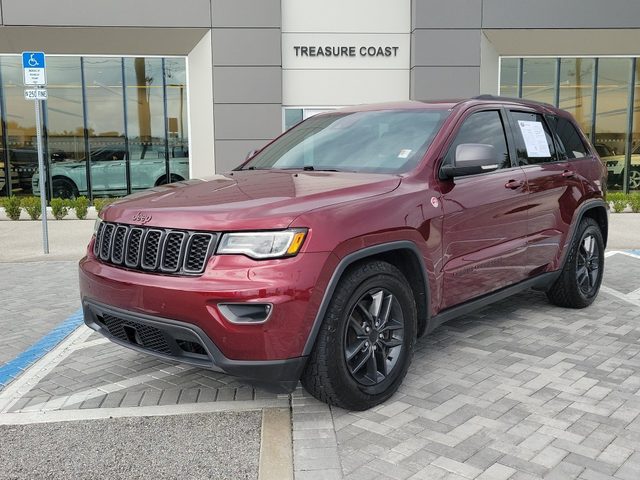2017 Jeep Grand Cherokee Trailhawk 4WD photo