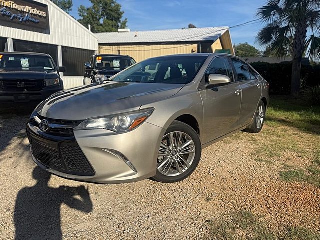 2017 Toyota Camry SE FWD photo