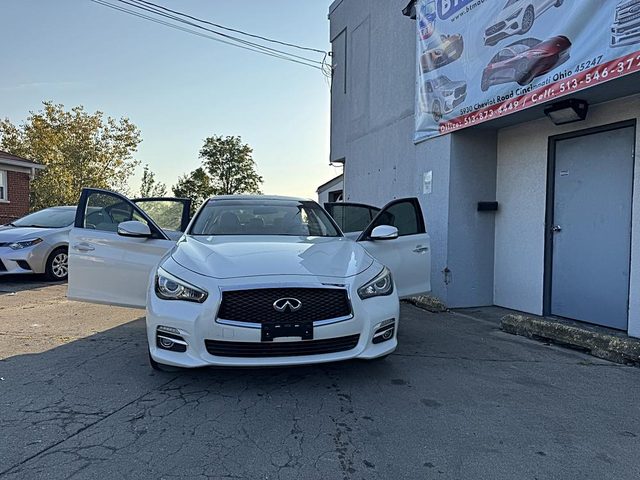 2017 Infiniti Q50 3.0t Signature Edition AWD photo