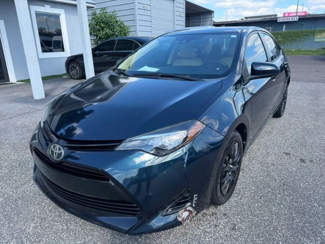 2017 Toyota Corolla LE FWD photo
