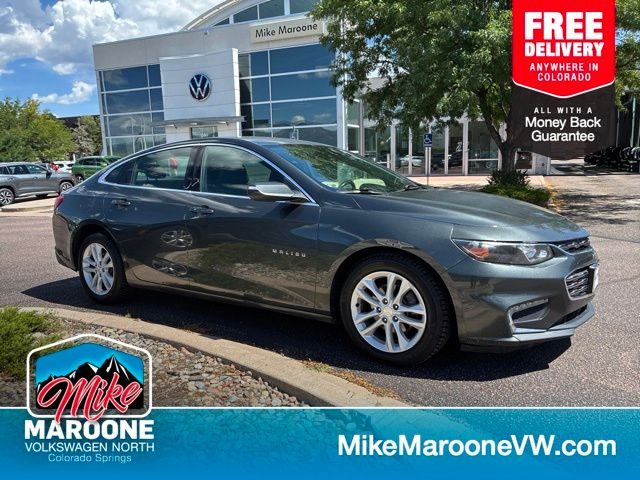 2017 Chevrolet Malibu LT FWD photo