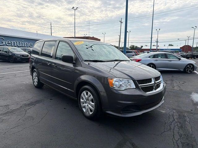 2017 Dodge Grand Caravan SE FWD photo