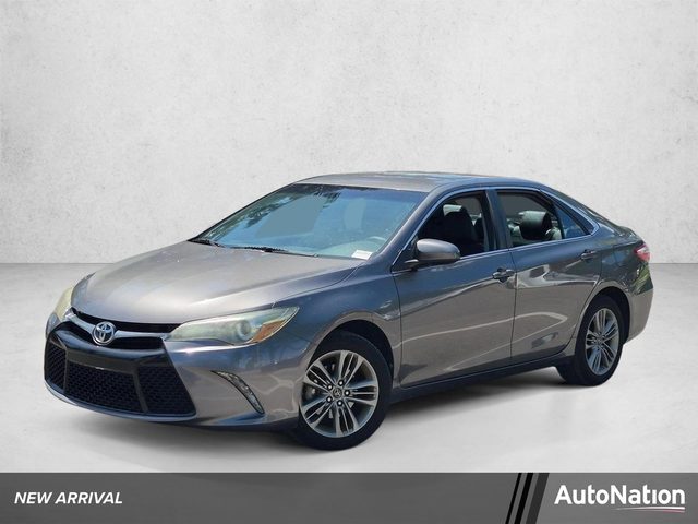 2017 Toyota Camry SE FWD photo