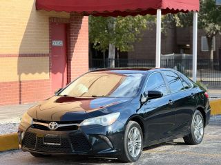 2016 Toyota Camry SE FWD photo