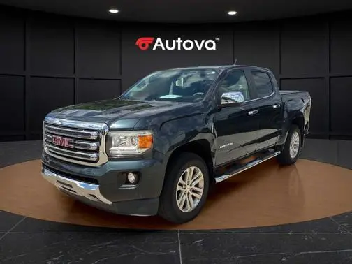 2017 GMC Canyon 4WD SLT 4WD photo