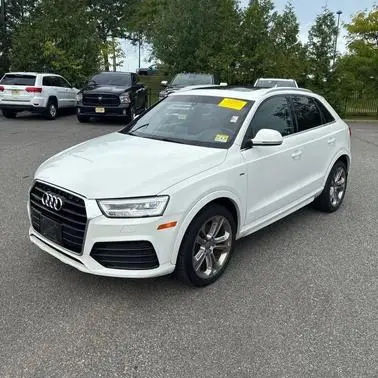 2017 Audi Q3 Prestige AWD photo
