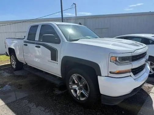 2017 Chevrolet Silverado 1500 Custom RWD photo