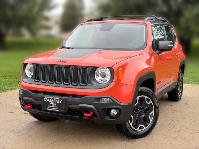 2017 Jeep Renegade Trailhawk 4WD photo