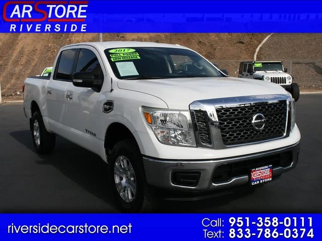 2017 Nissan Titan SV RWD photo