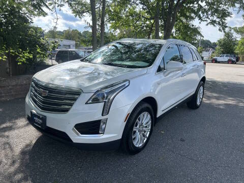 2017 Cadillac XT5 FWD FWD photo