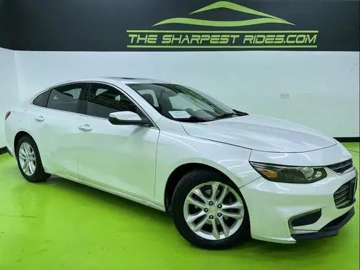 2017 Chevrolet Malibu LT FWD photo
