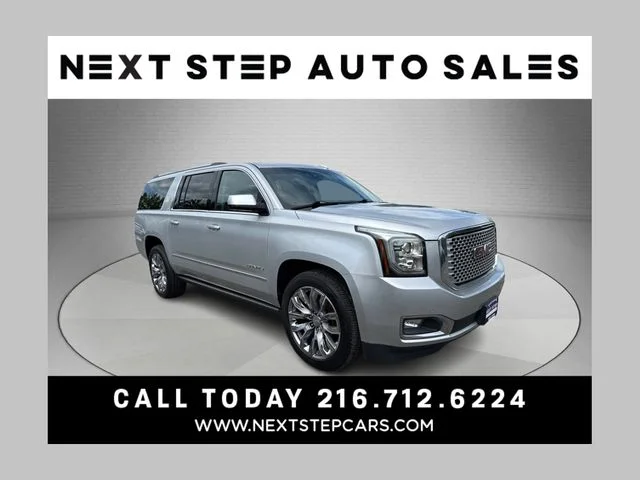 2017 GMC Yukon XL Denali 4WD photo