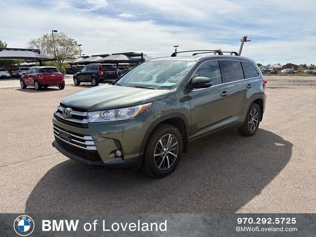 2017 Toyota Highlander XLE AWD photo