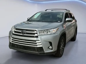 2017 Toyota Highlander XLE AWD photo