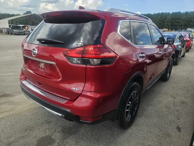 2017 Nissan Rogue SV FWD photo