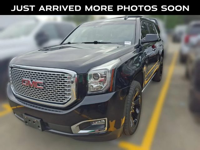 2017 GMC Yukon Denali 4WD photo