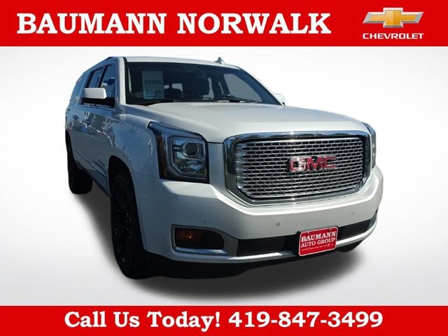 2017 GMC Yukon XL Denali 4WD photo
