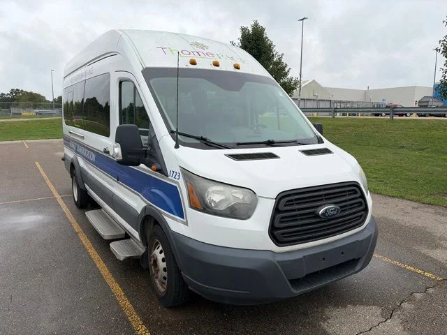 2017 Ford Transit Passenger Wagon XL RWD photo