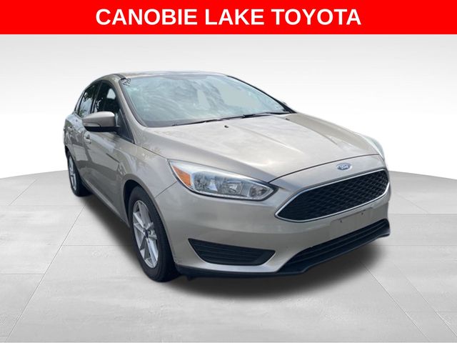 2017 Ford Focus SE FWD photo
