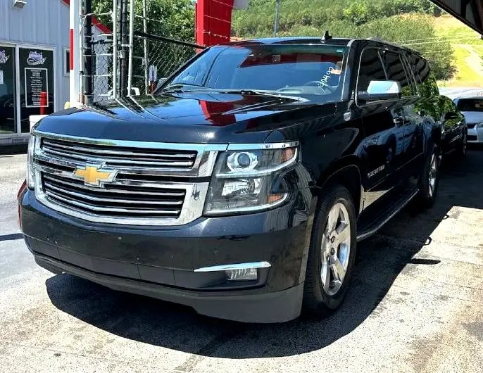 2017 Chevrolet Suburban Premier RWD photo