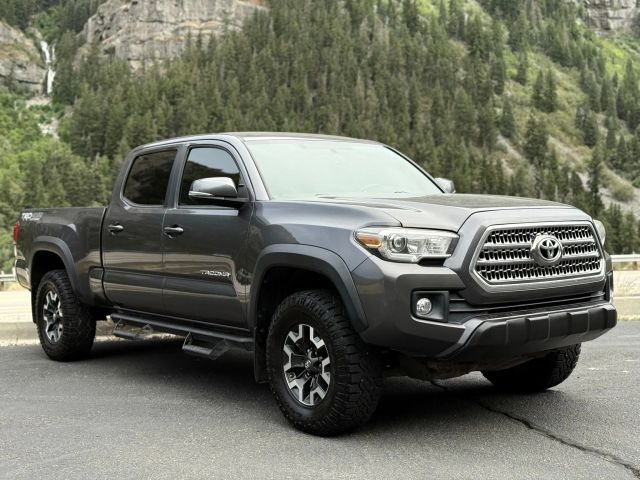 2017 Toyota Tacoma TRD Off Road 4WD photo
