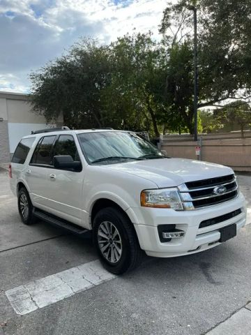 2017 Ford Expedition XLT RWD photo